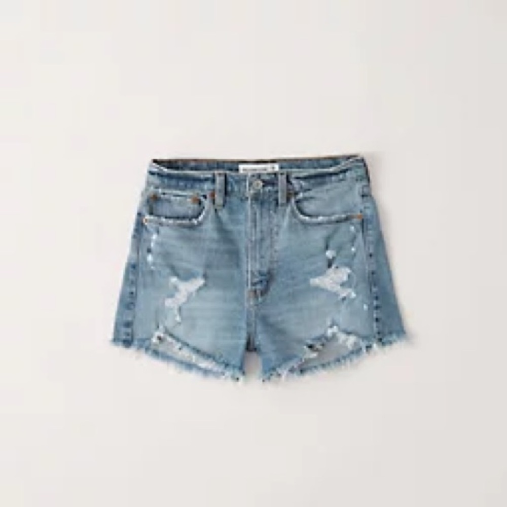 Abercrombie Women’s High Rise Mom Jean Shorts- Medium Destroy